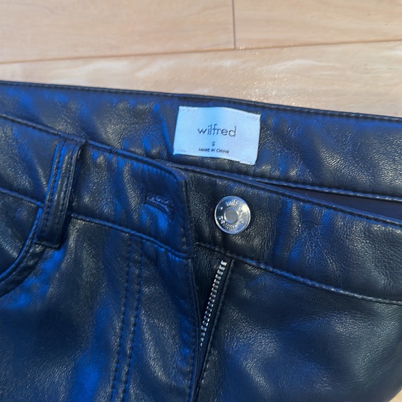 Wilfred Melina Vegan Leather Pants, Black, Size 6 - Picture 3 of 3